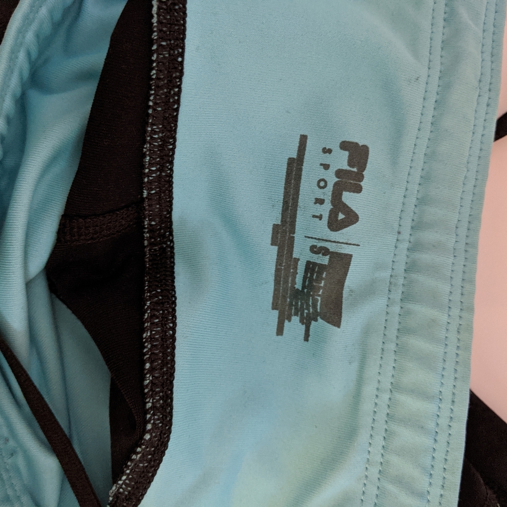 Activewear - Picture 3 of 4